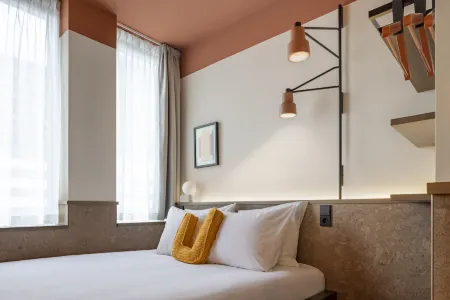 The Usual Rotterdam Отели рядом с достопримечательностью «KPN Telecom Building / Toren op Zuid»