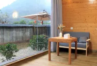 Yingxi Fenglin Linshiju Hotel