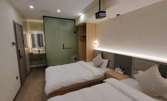 Yanji Fuyuanju Hotel