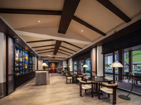 Grand House Quzhou (Fushan West) Отели рядом с достопримечательностью «Ancestral Temple of the Southern Confucius Clan»