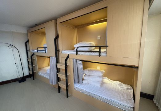 1. 다수 국제 유스..