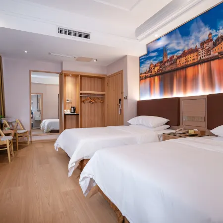 Vienna Hotel (Chibi Gaotiezhan) Hoteles en Chibi