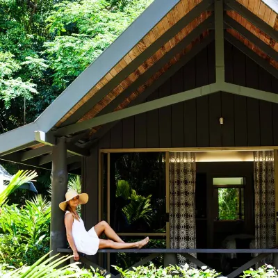 Palm Bungalows Hotels near Hamilton Island Wildlife