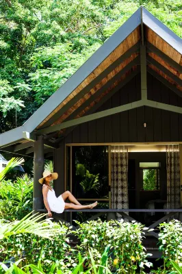 Palm Bungalows Hotels near Hamilton Island