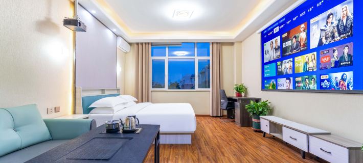 Helan Jinhang Hotel (Shiwei Lou Banquet Center Yindadi Center Store) Hotéis em Condado de Helan