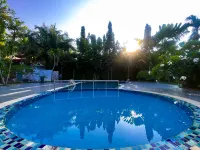 Kejora Garden Resort - Rooftop Pools
