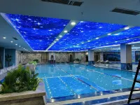 Powerlong Grand Hotel Jinjiang Quanzhou - Pools