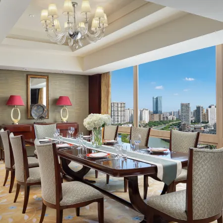 Shangri-La Hotel Chengdu Hotels in Chengdu