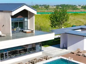 Top 10 Vacation Homes in Lujiang