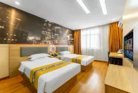 Huaxuan Hotel (Sihong'an Chengbang Pedestrian Street Branch)