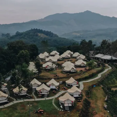 เชียงคาน ริเวอร์ กรีนฮิลล์ รีสอร์ท โรงแรมใกล้Sky Bay Chiangkhan สกายเบย์ เชียงคาน