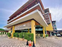أكوا ريزورت فوكيت - نير بيتش آند تشالونج بيير Hotels near نقطة مشاهدة كاتا