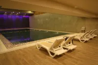 Atana Tehran Hotels in Teheran
