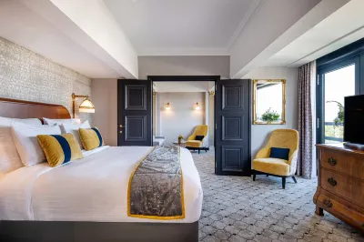 Hotel Barsey by Warwick Hotels near Bloemenwerf