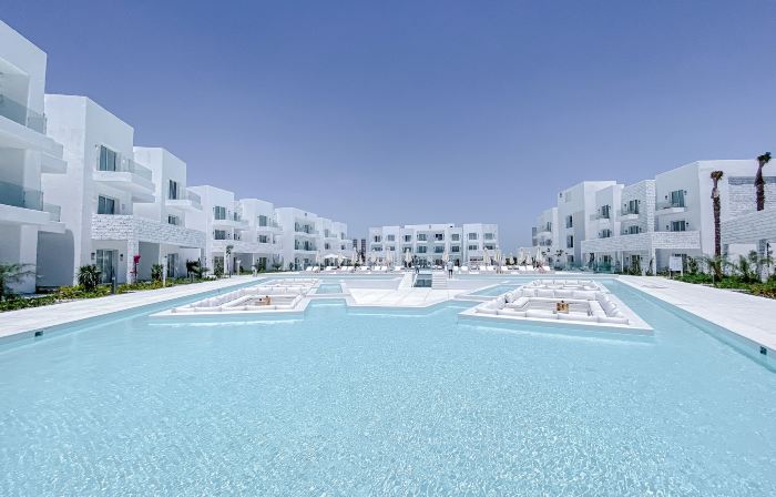Tanoak Hotel