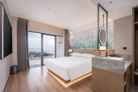 LANDWISE SEAVIEW HOTEL(International Convention and Exhibition Center Store）