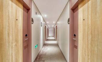 Homeinn Ease Hotel (Shanghai Caohejing Tianlin Road)