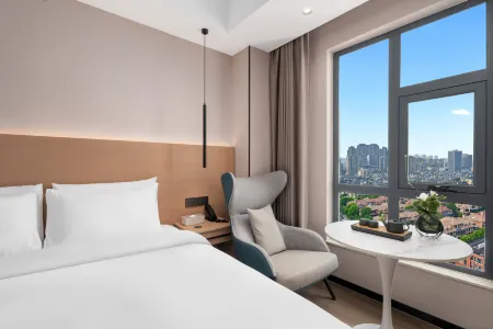 Shenzhen Meiji Hotel (Longhua District Guanlan Tianhong Shopping Mall Branch)