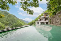 Anji Hawthorn Guest House