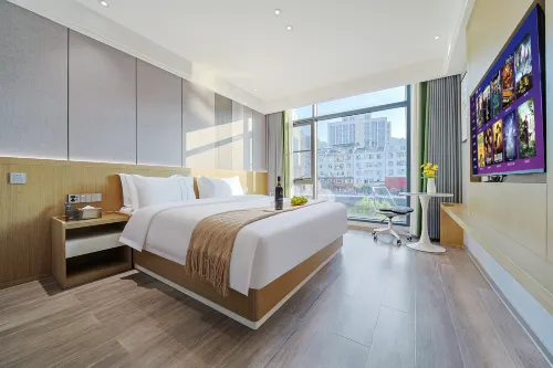Jianshi Night Pearl Holiday Hotel (Traditional Chinese Medicine Hospital Branch)