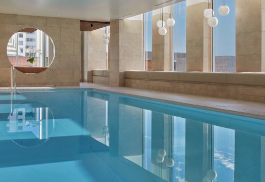 세인트 레지스 수영장