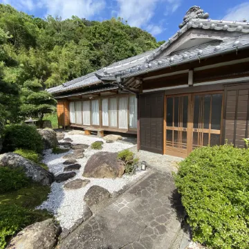 Kushimoto, Minpaqu "Azashi" Отели в г. Кусимото