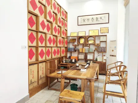 Haoxuan Inn Отели рядом с достопримечательностью «Tianyou Peak»