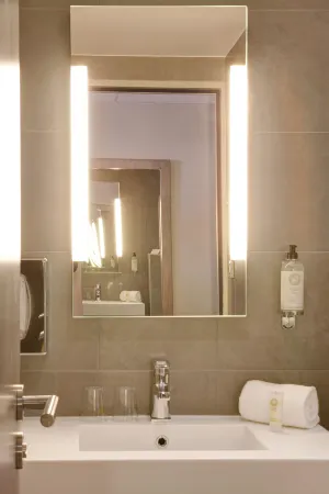 巴黎韋利濟貝斯特韋斯特優質酒店