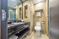 Jingcheng International Hotel Hotels in Ningdou
