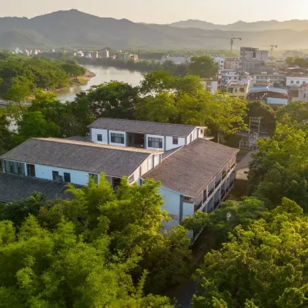 Xiangmanlou Homestay (Xiangxibao Scenic Area)