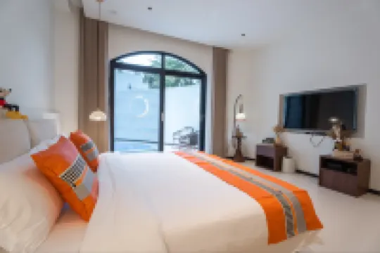 Wonderful Time Hotel（LINGSHUI） Hotels near Boundary Island Scenic Area - Back Mountain Fishing Platform