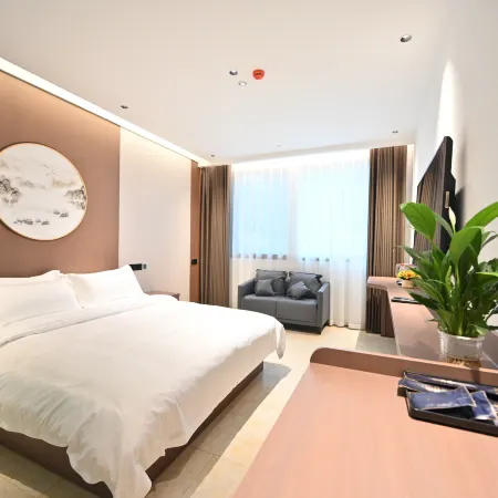 Dianjiang County Goliya Hotel