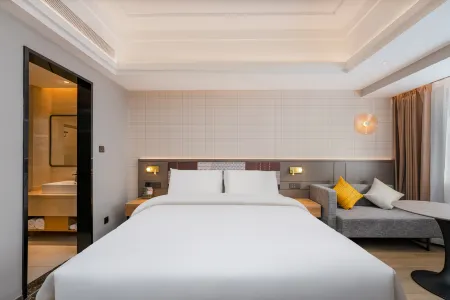 Homeinn Plus Hotel (Shanghai National Exhibition and Convention Center Jiayi Road Subway Station) Отели рядом с достопримечательностью «Guyi Garden»