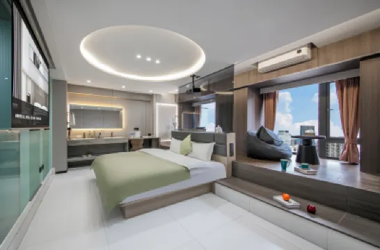 Wheat House Suite Resort Hotel (Chengdu Hongxingqiao Subway Station Branch) Hotels in 