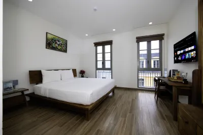 TROPICAL HOUSE HOTEL KHEM BEACH Khem Beach周辺のホテル