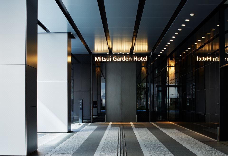 4. 미쓰이 가든 호..