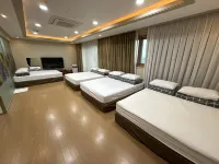 Arisu Gyeongju Hotel Hotels near Hwangnyongsa Temple Site