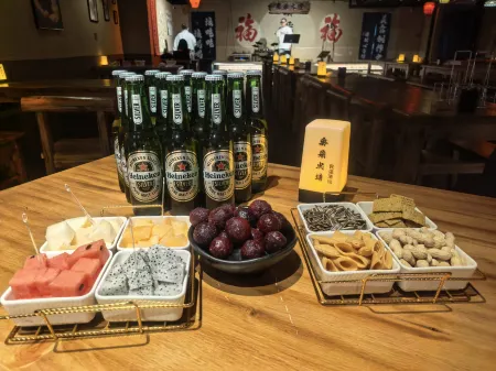 Aoduo Weilai Hotel (Datong Ancient City Branch) Отели рядом с достопримечательностью «Huayan Monastery»