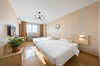 Home Inn Huayi Selected Hotel (Yixing Tuanqi Scenic Area Bus Station Branch) Hotels in Yixing