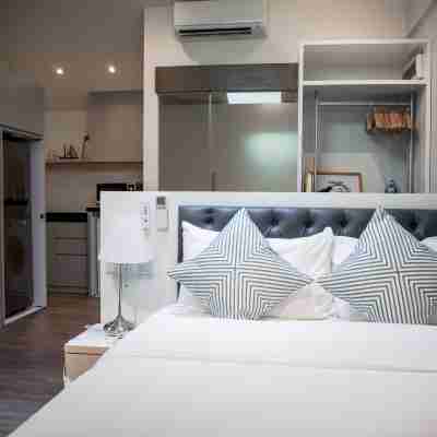 Heritage Collection on Smith - Mobile App Check-in Rooms