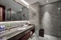 Jinlong International Hotel فنادق في جورونغ
