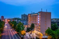 HanTing Hotel (Emeishan Dafo Chanyuan) - 3 ดาว