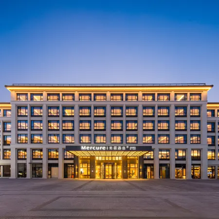 Mercure Hotel (Putuoshan Airport Zhujiajian Centipede Zhi Wharf)
