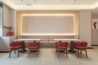 Licheng Huasheng Hotel (Bachu Centery Avenue) - breakfast