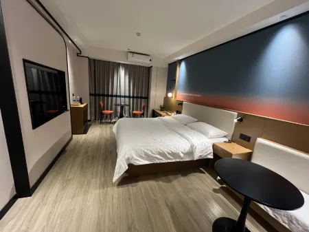 Huandu Homestay (Junan County Station) Отели рядом со станцией Junan Railway Station