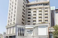Esteghlal Hotel - East Wing(New Wing) Hotels near Tehran Grand Bazaar