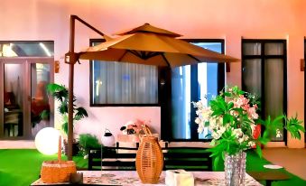 Yixi Xiaoju · Starry Sky Courtyard · Light Luxury Sojourn Guesthouse (Tekes Bagua City Branch)