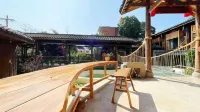 Qiancun Yard Homestay (Qingyan Ancient Town)