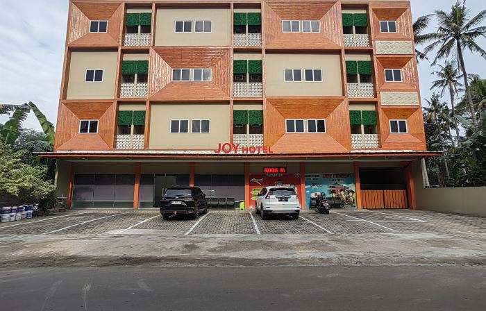 Joy Hotel