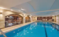 Mercure Barnsley Tankersley Manor Hotel - Pools